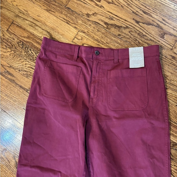 Madewell 
The Emmett Wide-Leg Full-Length Pant in Claret: Patch Pocket - Picture 6 of 10